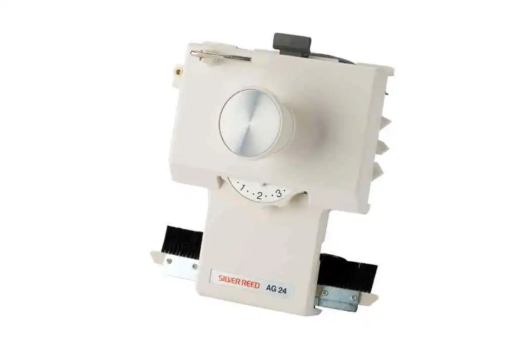 AG24 INTARSIA CARRIAGE FOR STANDARD GAUGE (4.5MM)